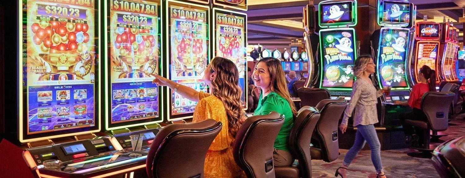 Decorative roulette wheel